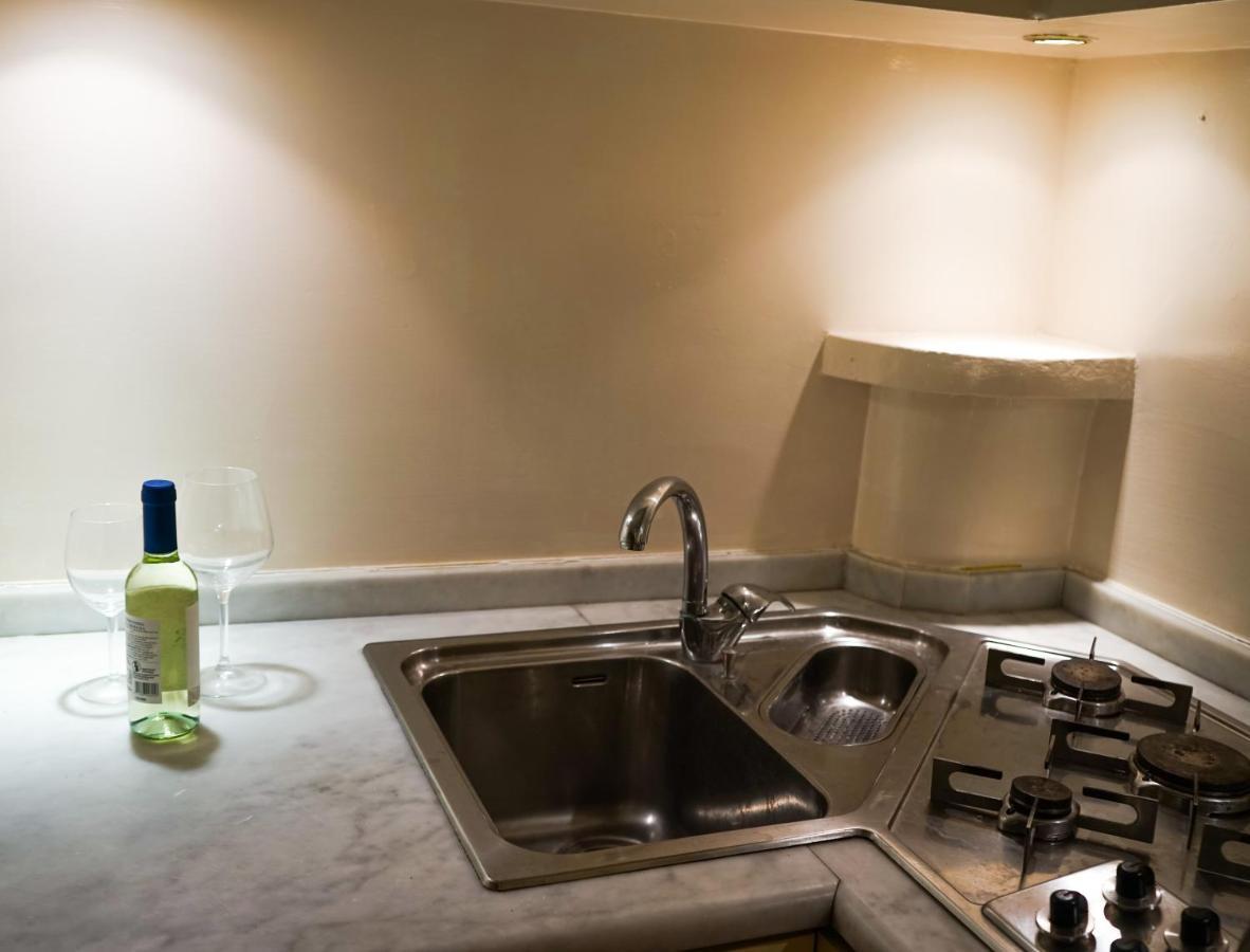 Terrazzo Frattina Apartment โรม ภายนอก รูปภาพ