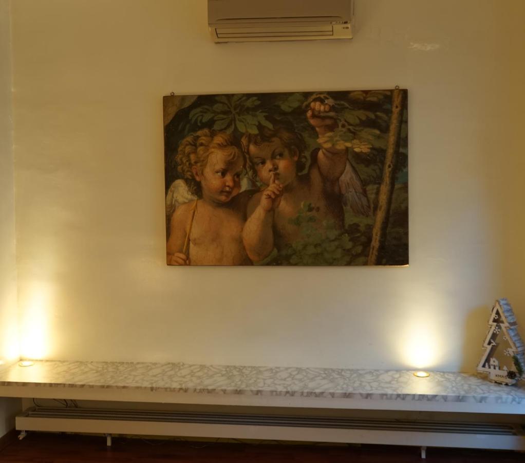 Terrazzo Frattina Apartment โรม ภายนอก รูปภาพ