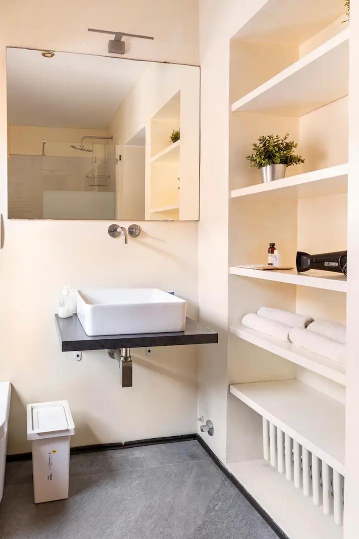 Terrazzo Frattina Apartment โรม ภายนอก รูปภาพ