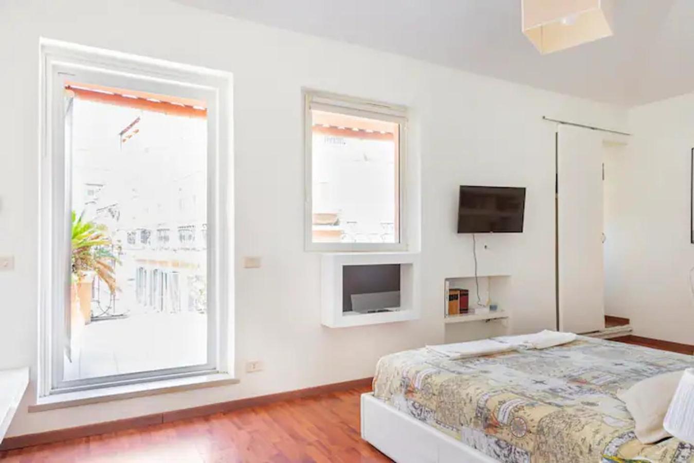 Terrazzo Frattina Apartment โรม ภายนอก รูปภาพ